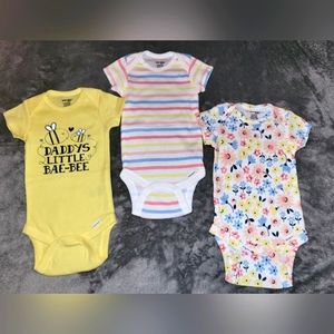 3 pack of Onsies/2 pack baby socks NWT